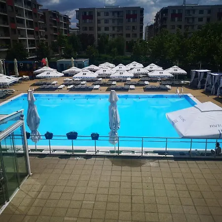 Alex Mnl Lux Apartment 2 Free Parking Bucarest Esterno foto